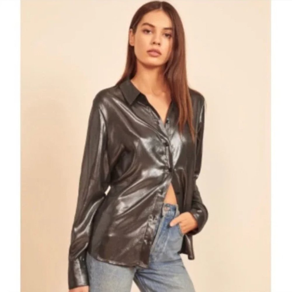 NWT Reformation Silver Shimmer Nolan Top Size M